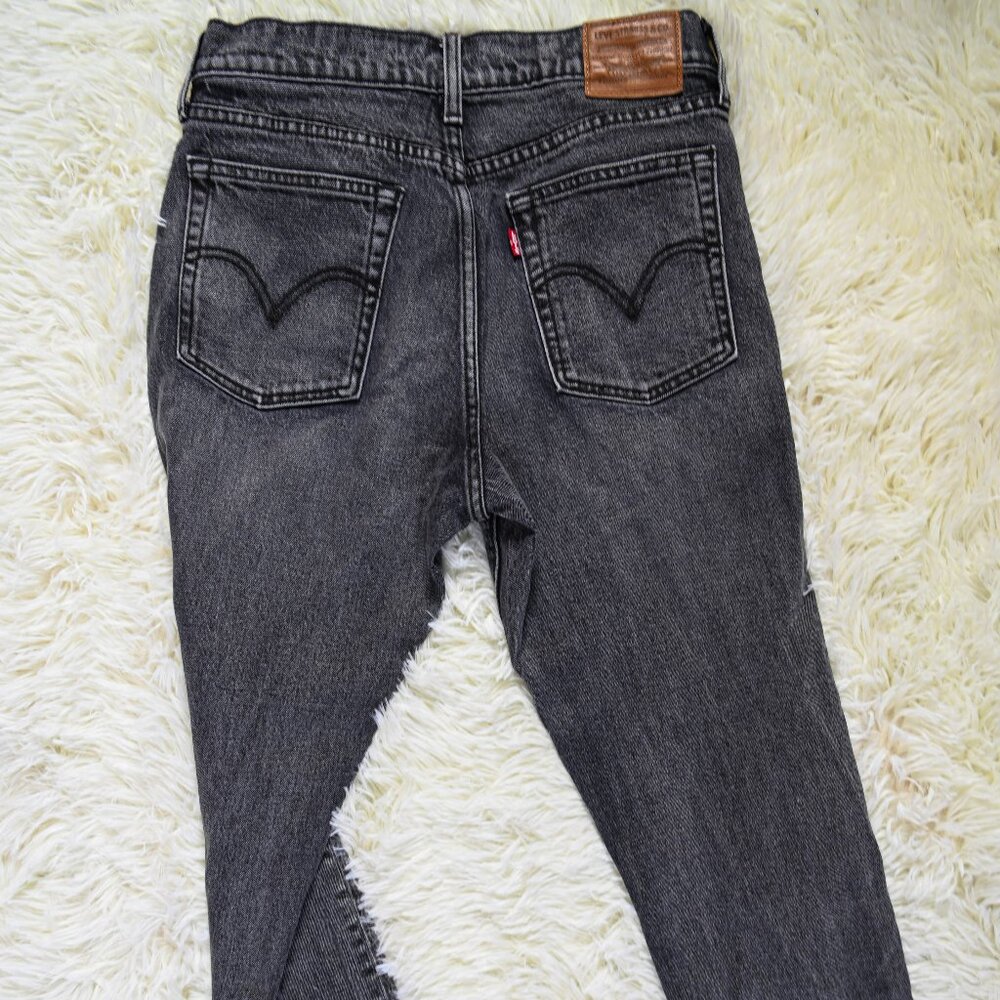 Levi Wedgie Jeans